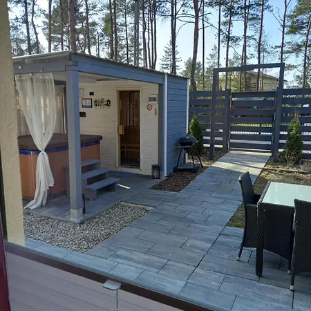 Dom Na Wczasowej Kaszuby Z Balia Z Jacuzzi I Sauna Vendégház